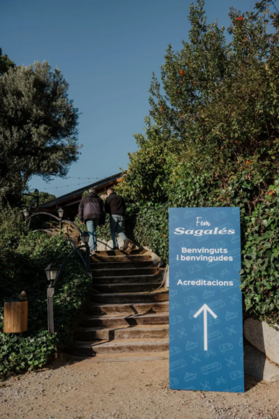 Senyalètica per guiatge i organització de l'esdeveniment, exemple real Sagalés